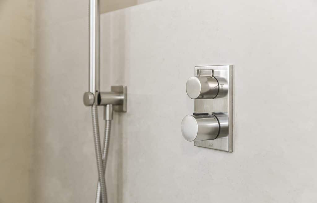 chrome mixer causing shower temperature issues