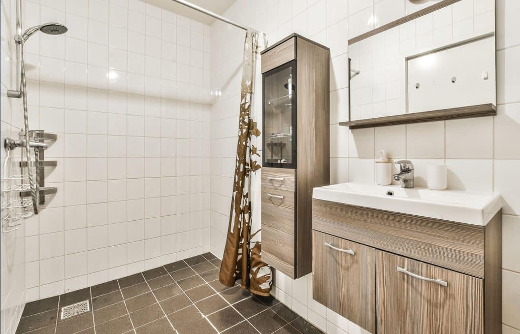 shower room atlanta